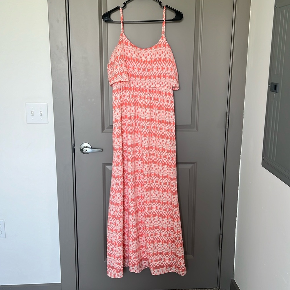 Takara, Large, maxi, back cutout , sleeveless, very comfortable, lightly worn